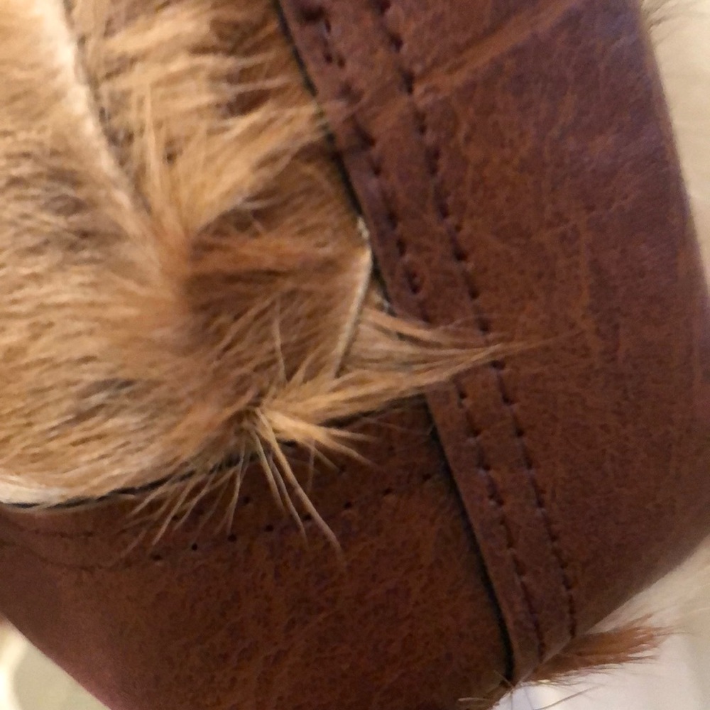 NWOT RABBIT FUR PURSE/Crossbody CHRISTMAS GIFT - Picture 5 of 8